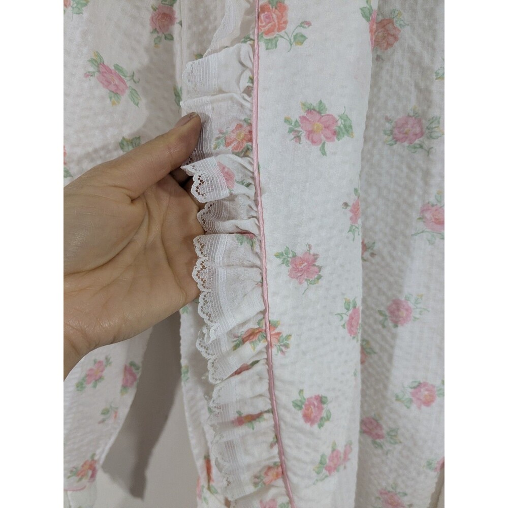 Vintage Miss Elaine Seersucker Robe Floral Ruffles Bows 3/4 Sleeve Union Made S - Picture 3 of 9